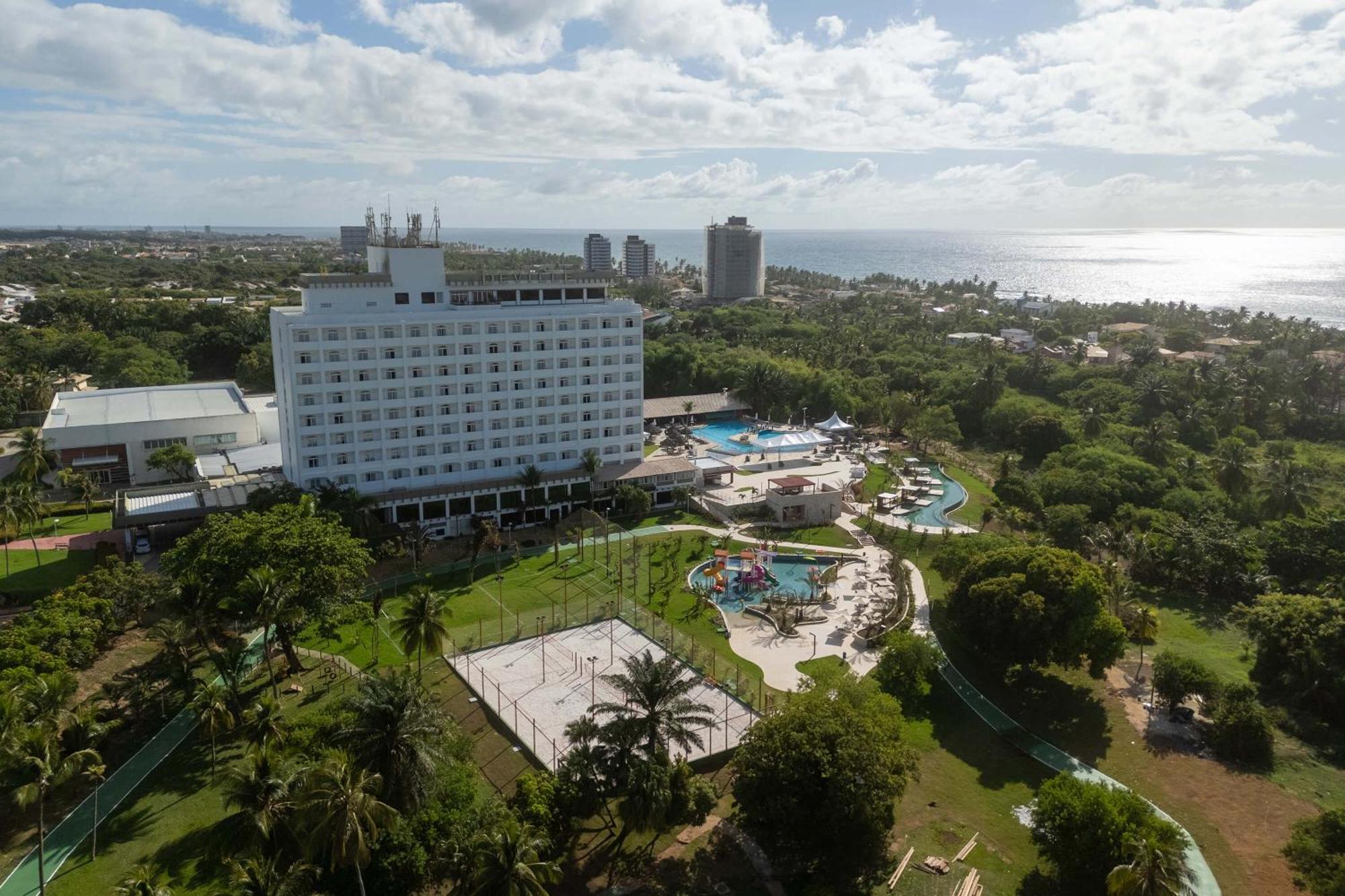 ホテル デヴィレ プライム サルバドール エクステリア 写真 Aerial view of the hotel